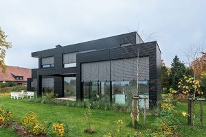 Haus mit Roma Raffstore 4